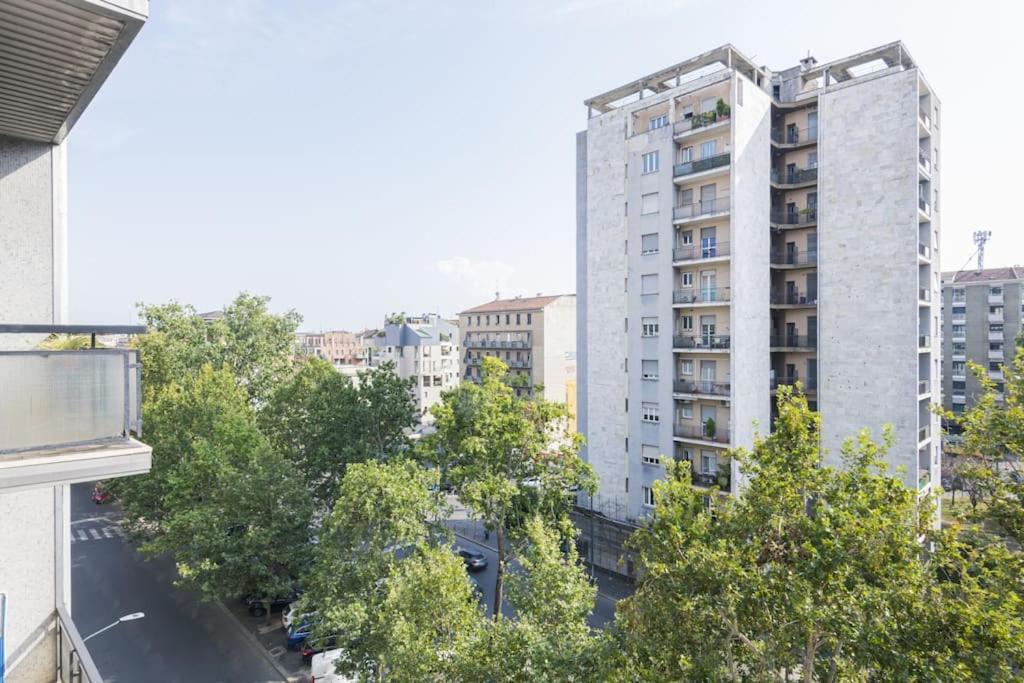 Easylife - Apartment With Balcony Near Navigli Milan Extérieur photo